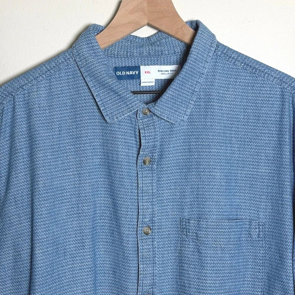 Old‎ Navy Mens XXL Blue White Geometric Print Short Sleeve Everyday Shirt Cotton